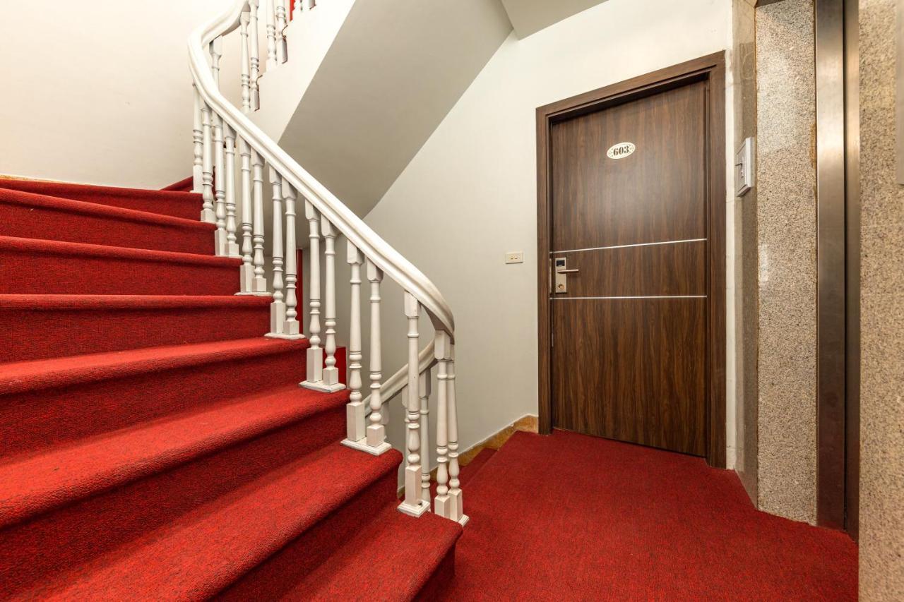 Oyo 709 Seoul Hotel Ханой Экстерьер фото